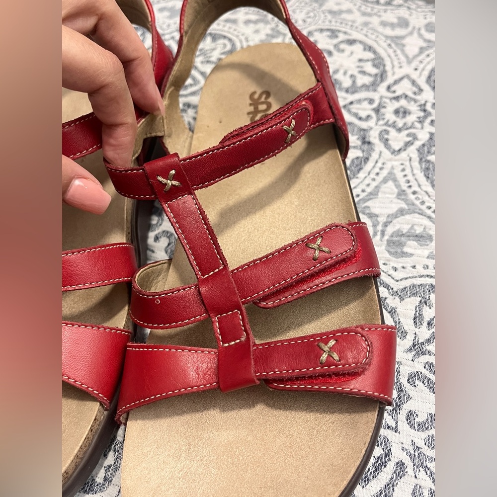 SAS Sorrento - T-Strap Red Leather Sandal size 10 - Picture 4 of 10